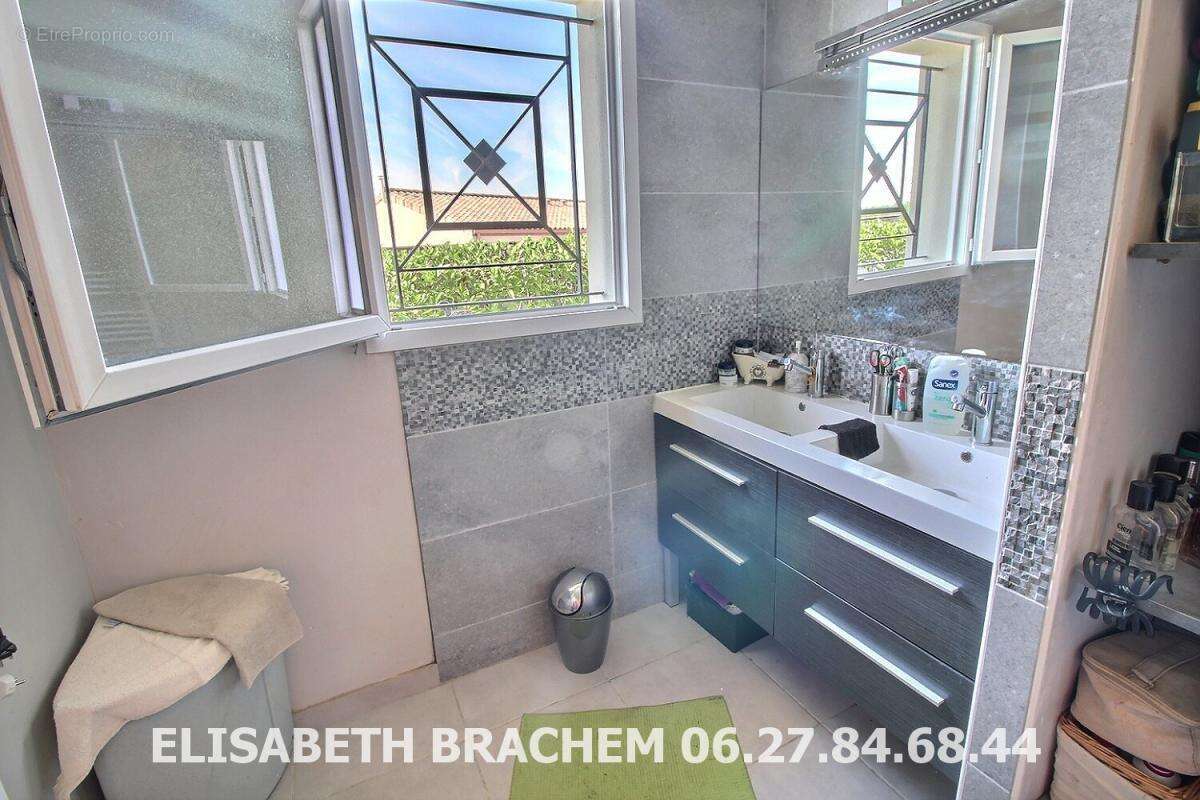 Maison à VILLEFRANCHE-DE-LONCHAT