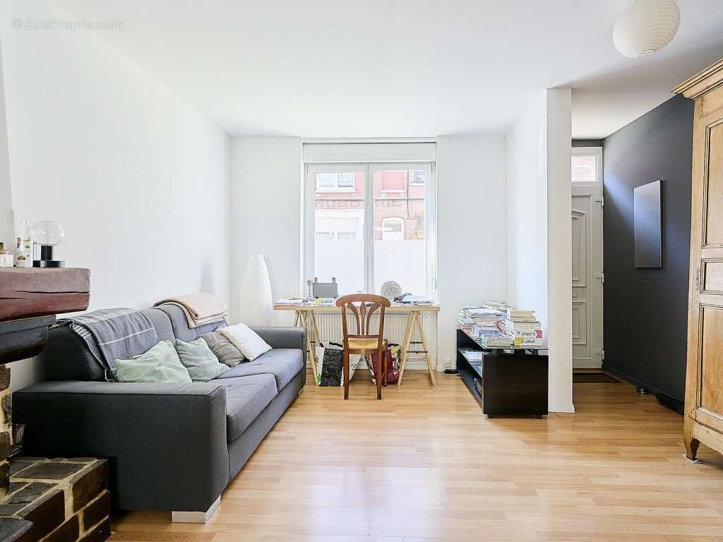 Maison à LA MADELEINE