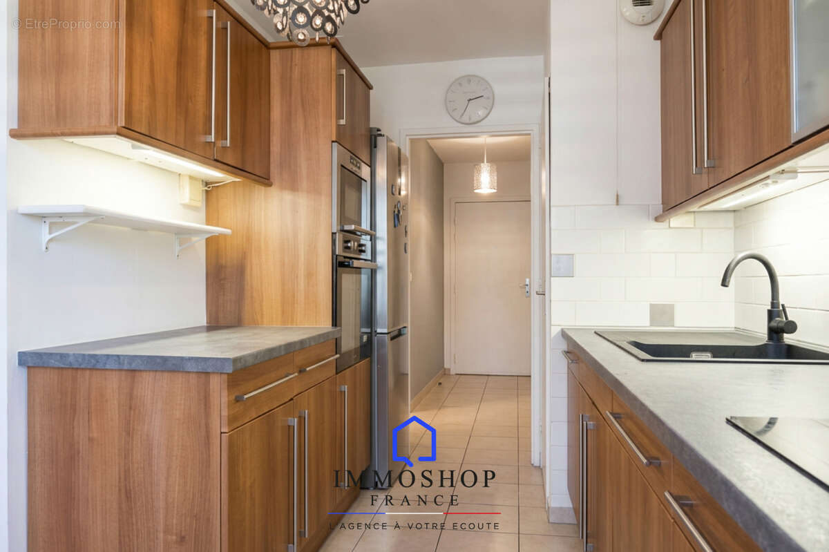 Appartement à MARSEILLE-9E