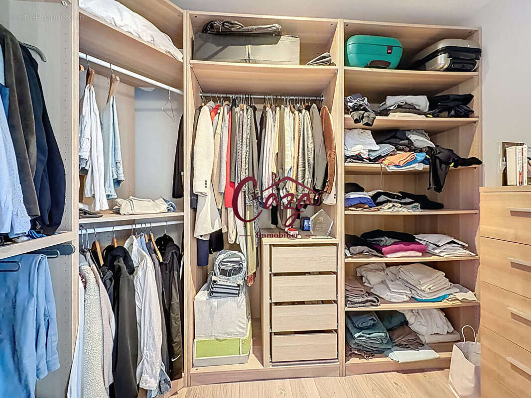 Maison à FARGUES-SAINT-HILAIRE