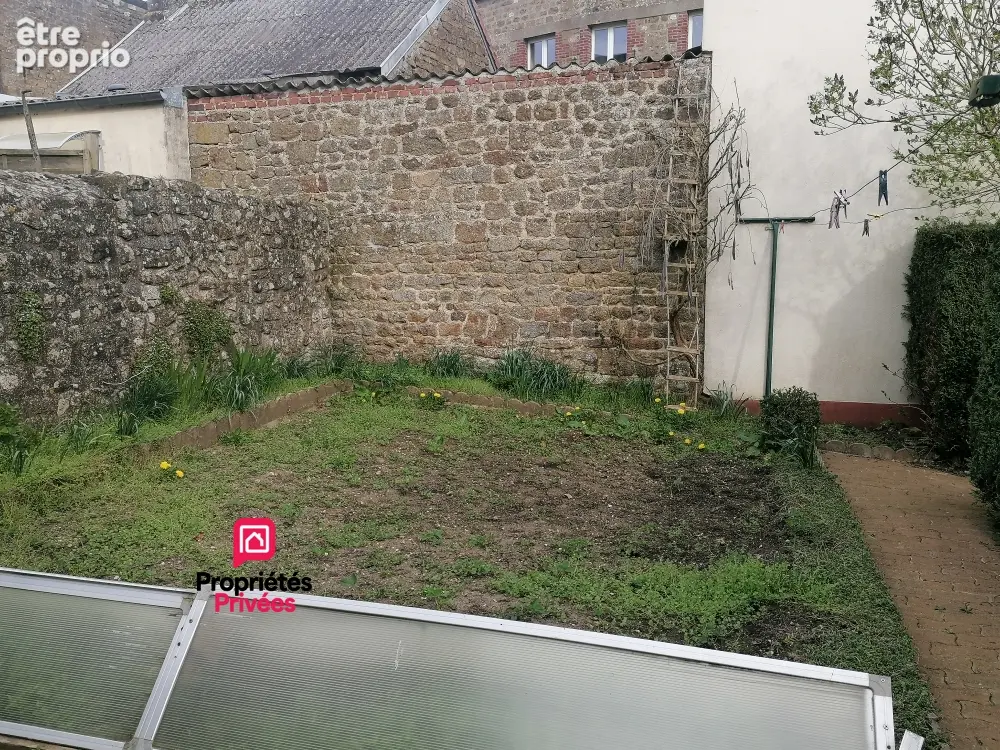 LA FERTE MACE (61600) Maison 3 pièces, 2 chambres , 67 m2 environ . Prix 70 000 honoraires  7,69% inclus à la charge de l'acquér - photo 3