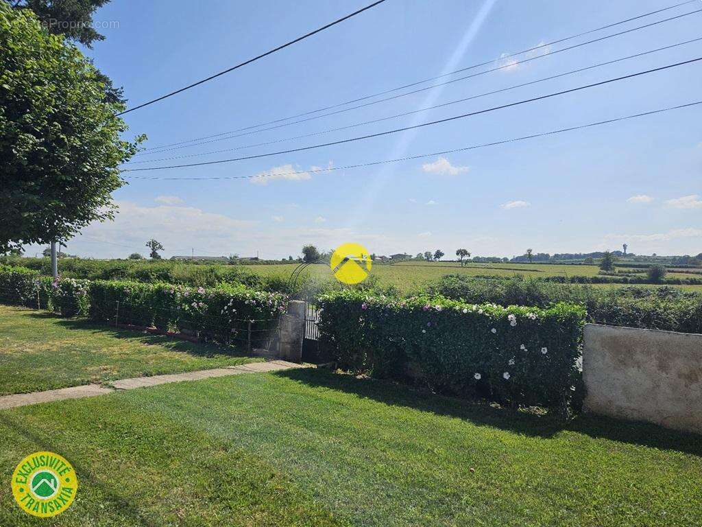 Maison à COSNE-D&#039;ALLIER