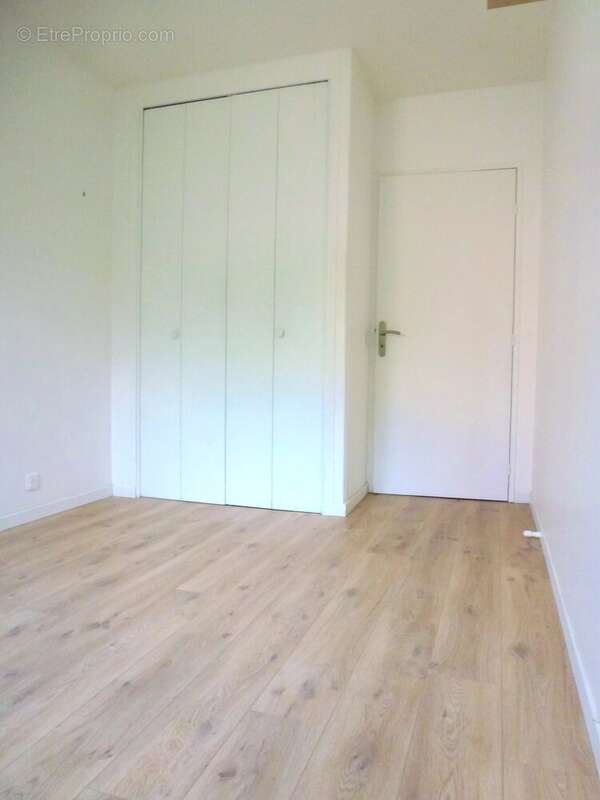 Appartement à ISSY-LES-MOULINEAUX
