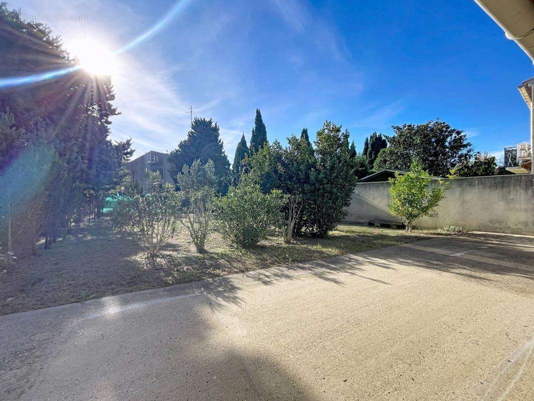 Maison à VILLENEUVE-LES-AVIGNON