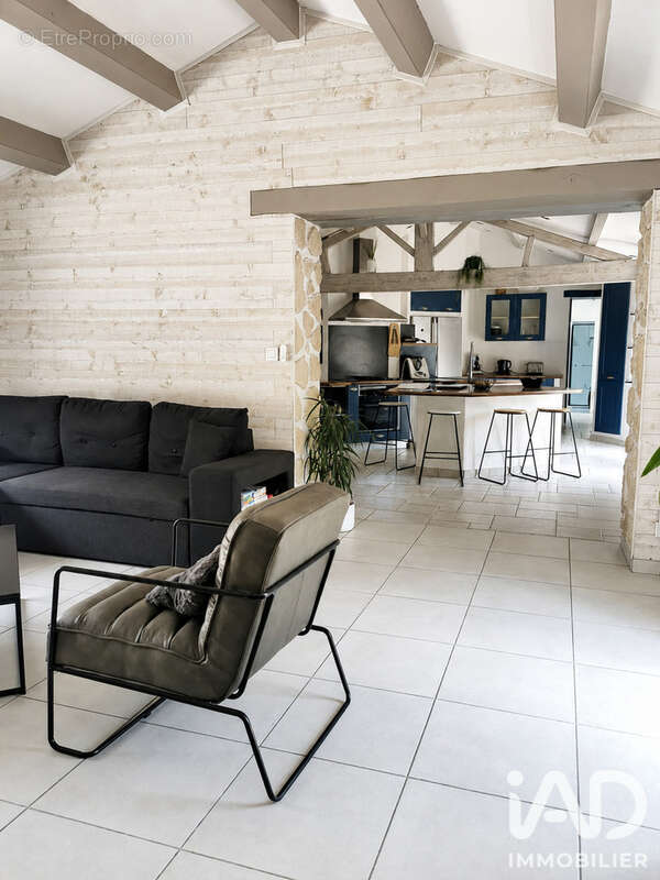 Maison 132 m² à Challans  - photo 5