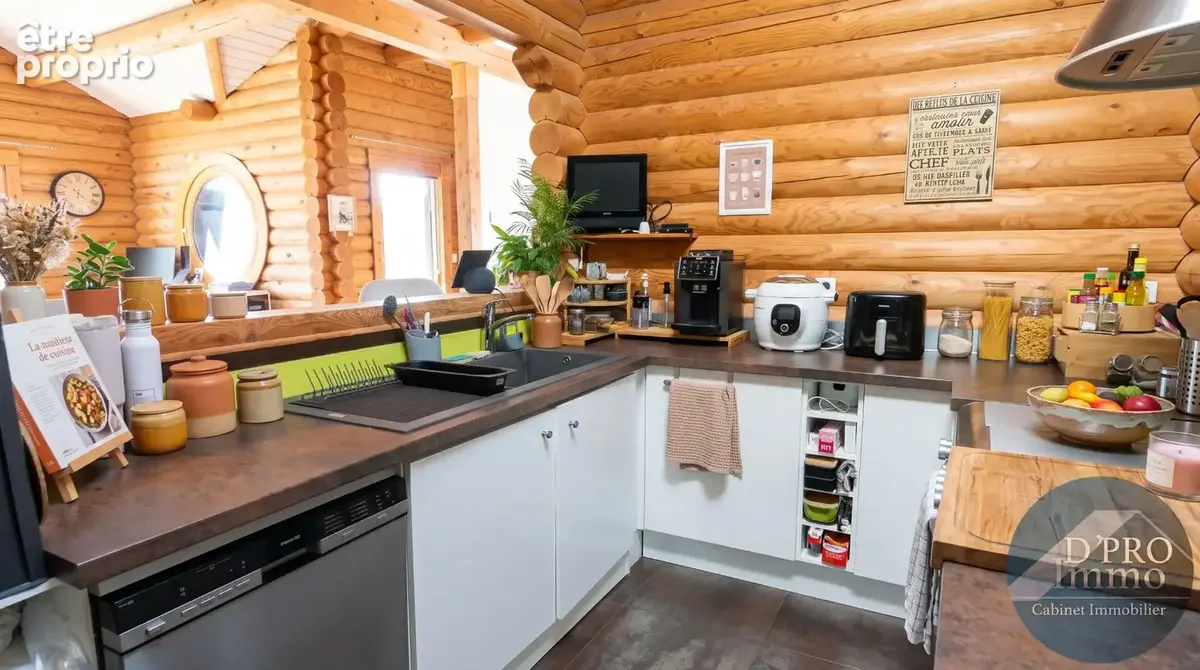 Coup de coeur pour cette maison au charme unique ! - photo 4