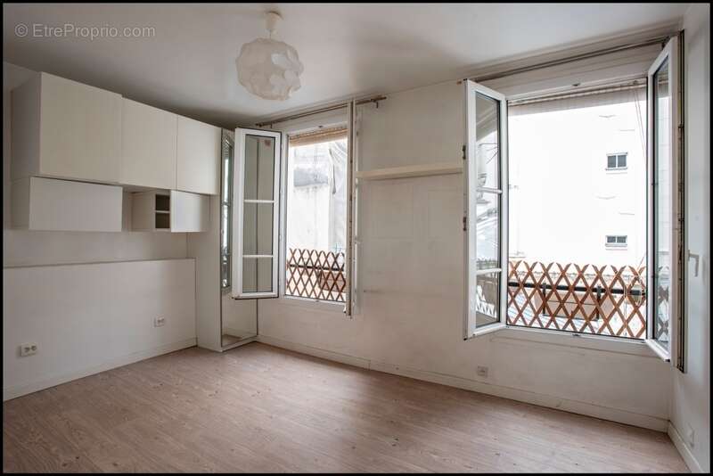 Appartement à vendre 3 pièces PARIS 17EME ARRONDISSEMENT (75) - photo 5