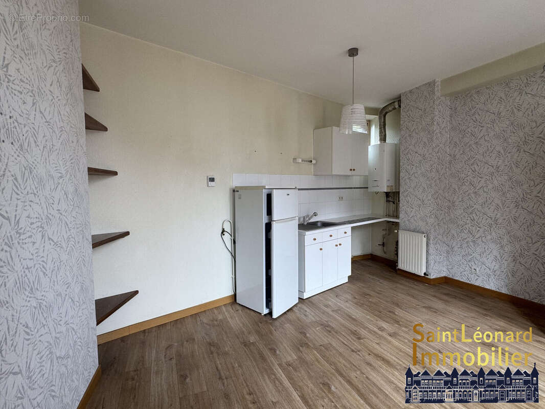 Appartement à FOUGERES