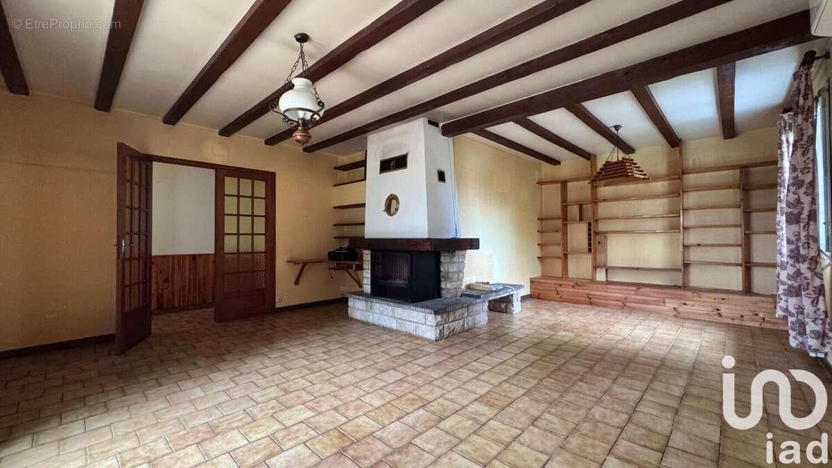 Photo 4 - Maison à MAIZIERES-LA-GRANDE-PAROISSE