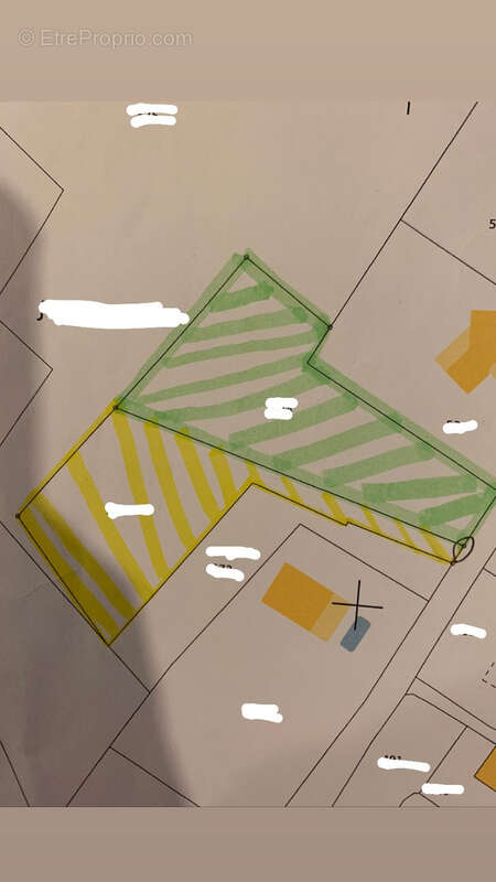 Terrain à BEAUMONT-DE-LOMAGNE