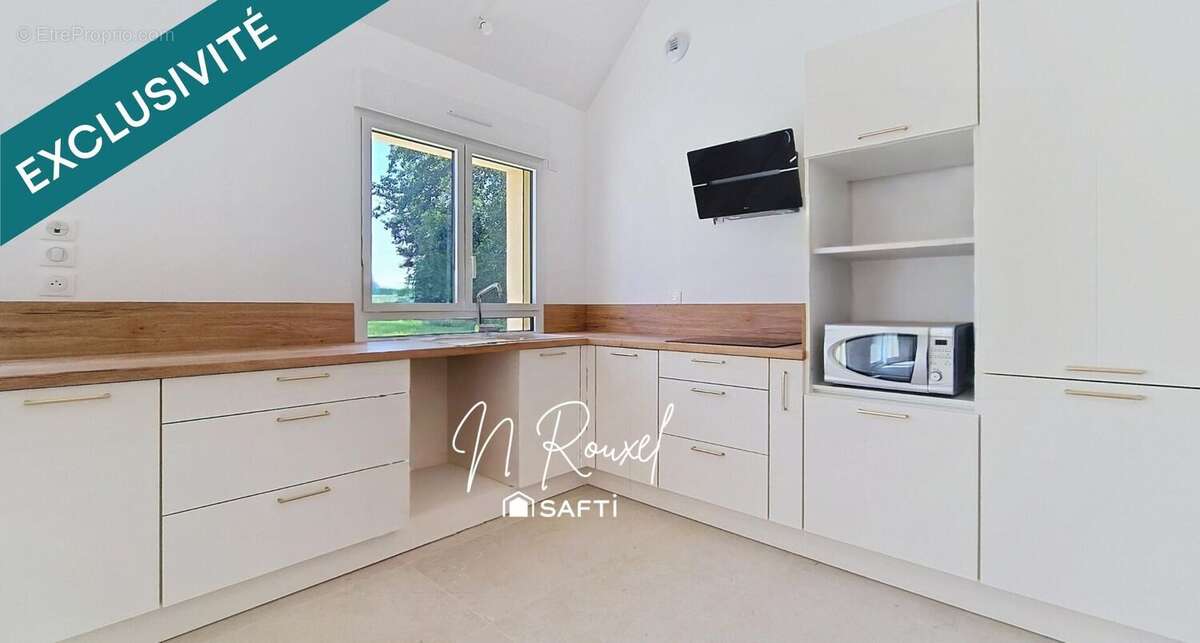 Maison 133 m² à Laize-La-Ville  - photo 3