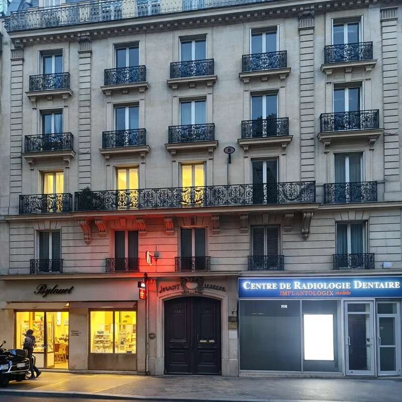 Appartement à PARIS-8E