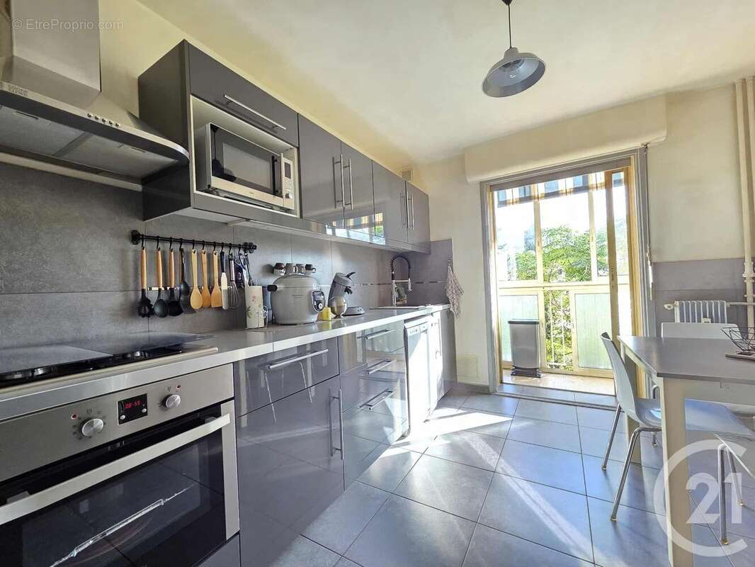 Appartement à TOULON