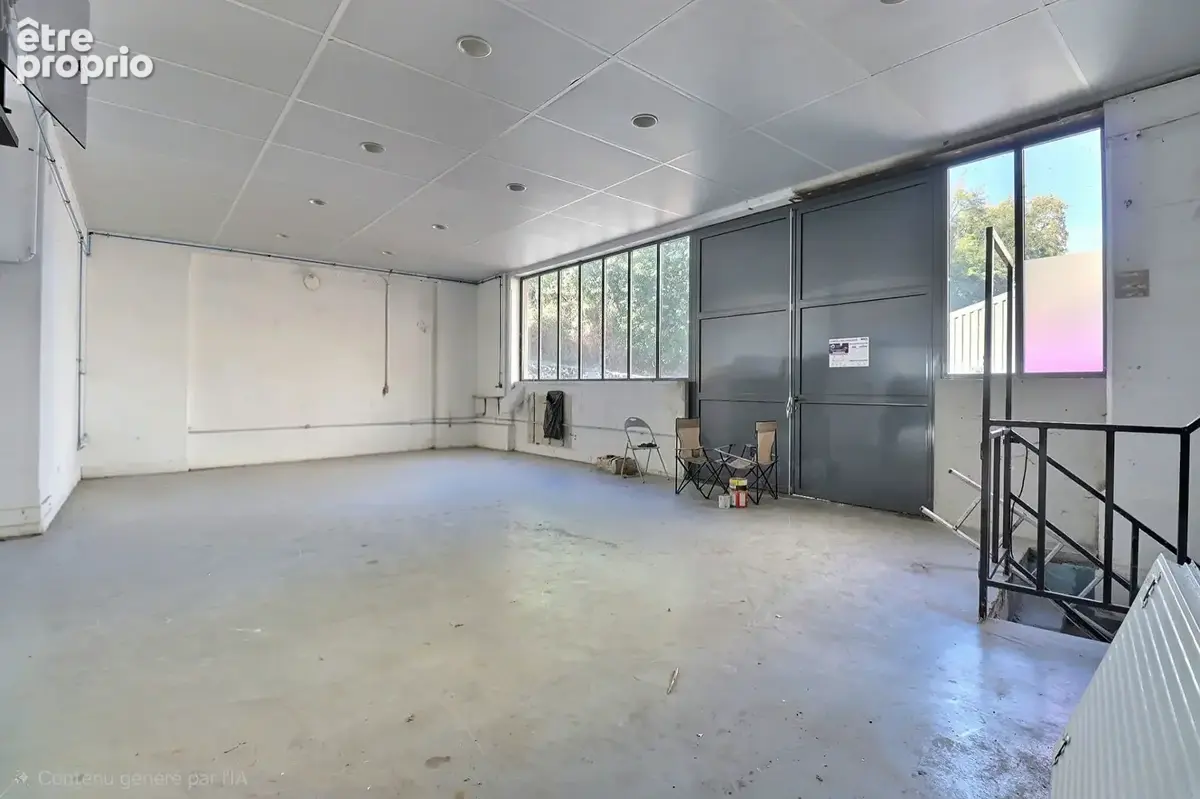 Local professionnel Cognin - photo 1