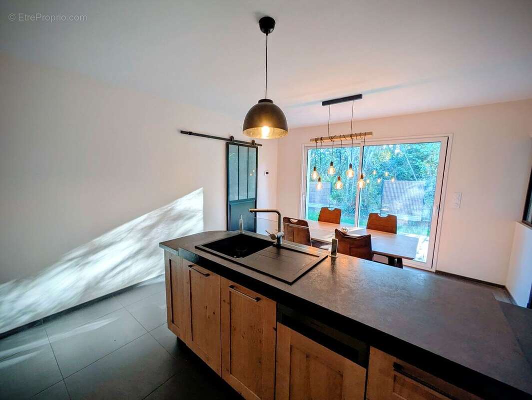 Maison à SAINT-MAGNE