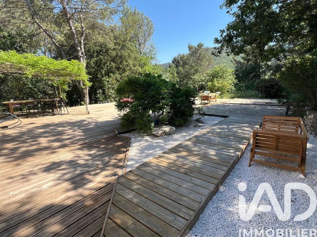Photo 4 - Maison à SAINT-MAXIMIN-LA-SAINTE-BAUME
