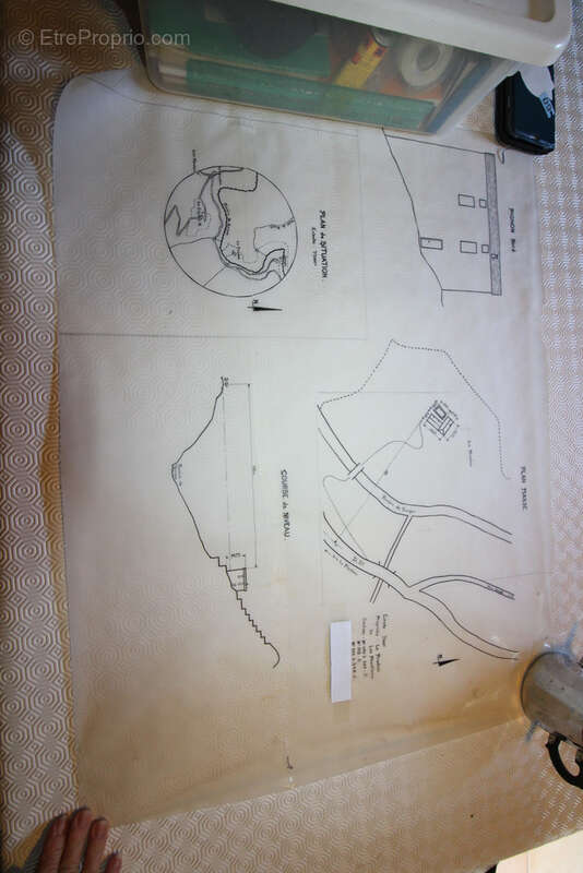 Maison à LES PLANTIERS