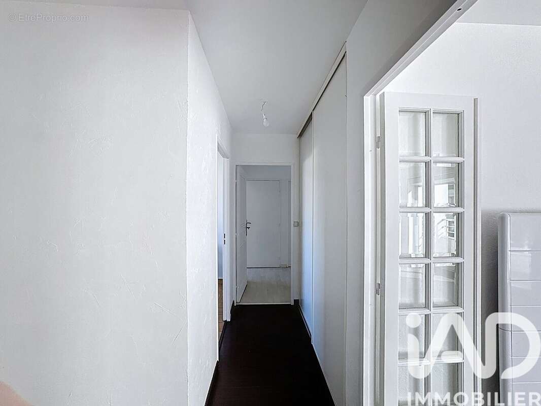 Photo 6 - Appartement à LIVRY-GARGAN