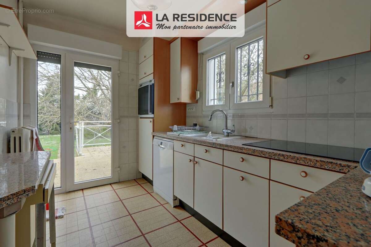 Maison à SAINT-LEU-LA-FORET