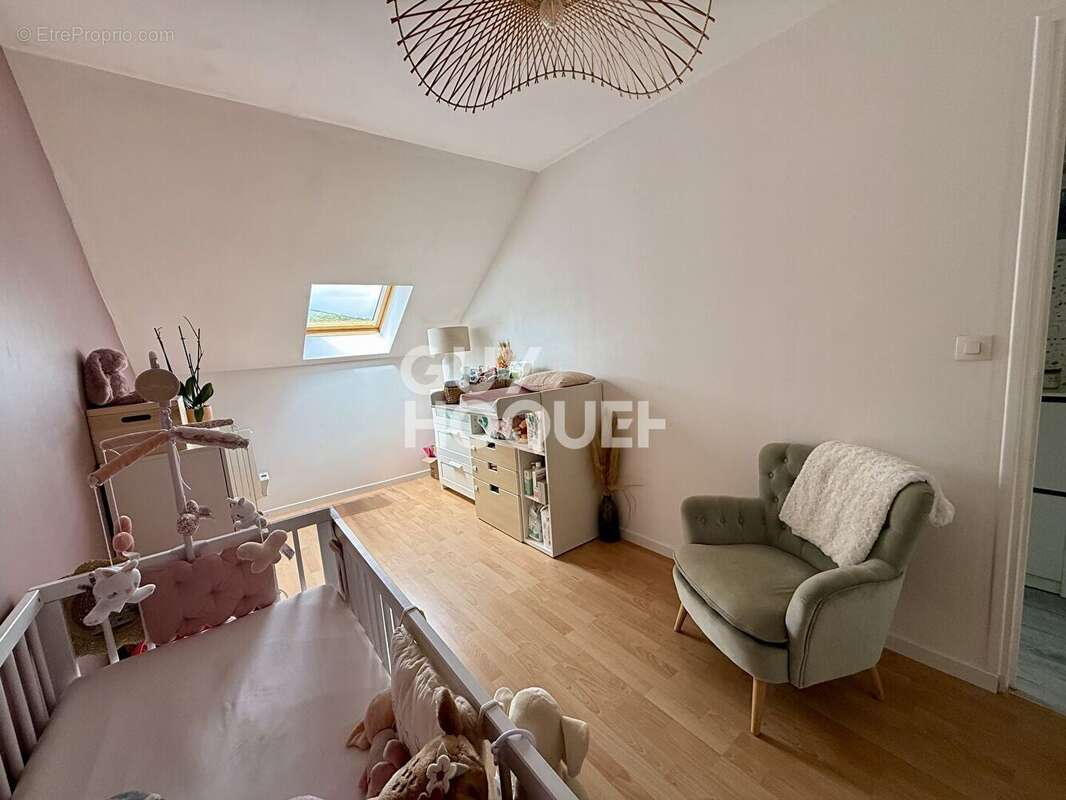 Appartement à ISSOU
