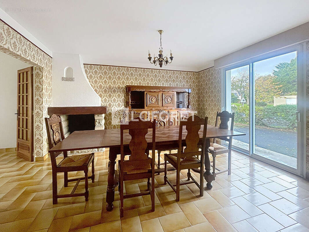 Maison à LES FOUGERETS