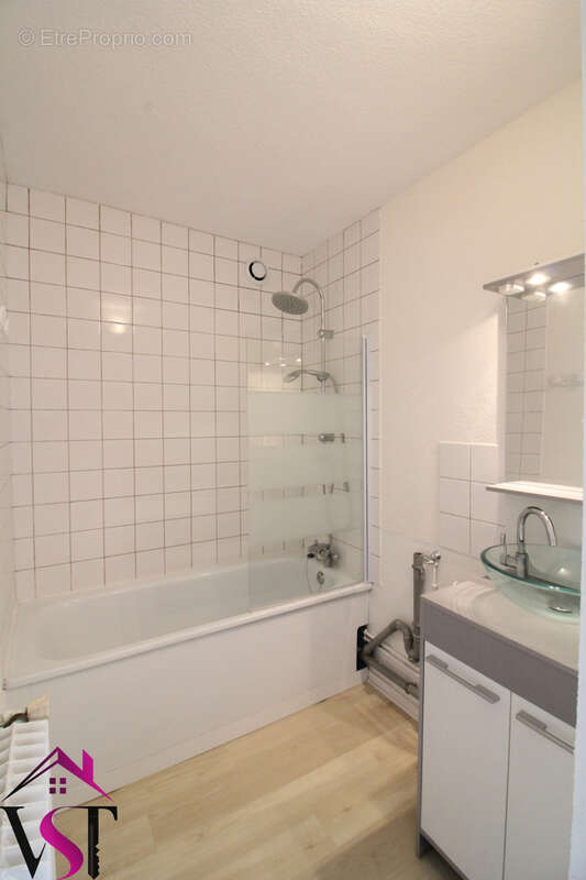 Appartement à AUXONNE