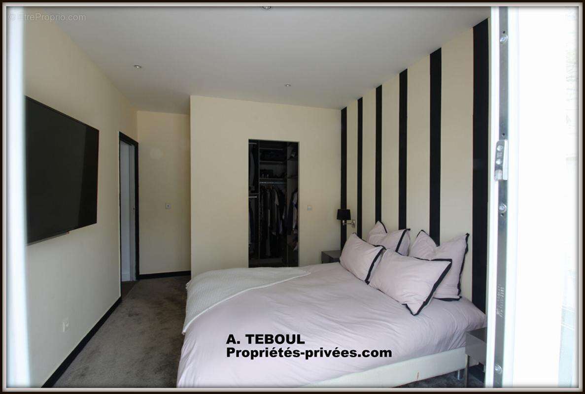 Maison à VILLEURBANNE