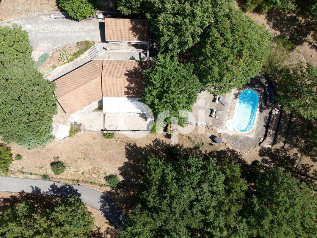 Piscine -calme -garage -plain pied -environnement - photo 14