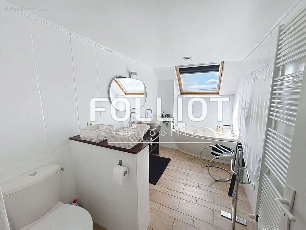 Maison à LE BENY-BOCAGE