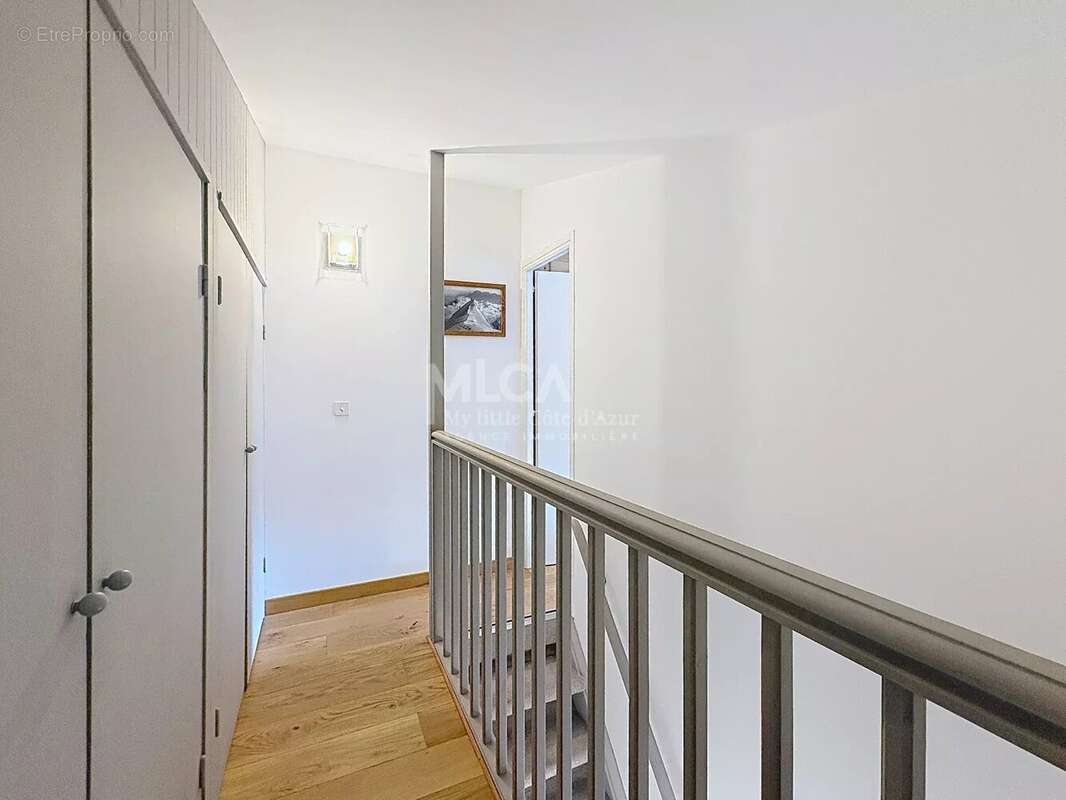 Appartement à SAINT-ETIENNE-DE-TINEE