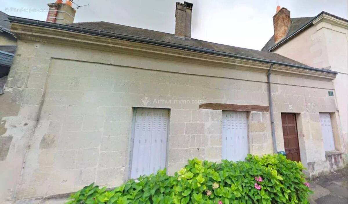 Maison à VILLEDIEU-LE-CHATEAU