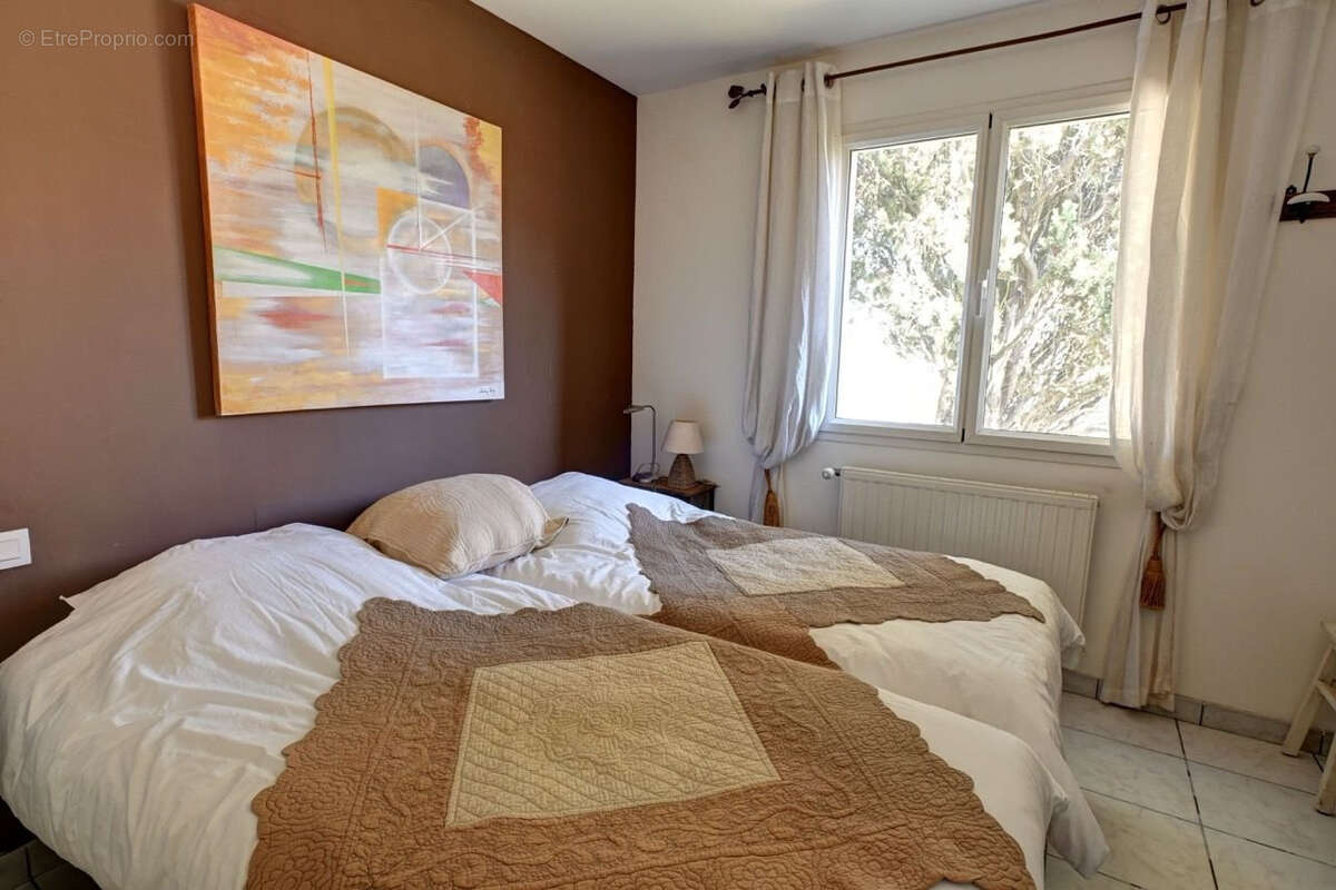 Maison à HAUTEFAGE-LA-TOUR