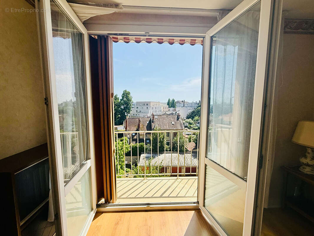 Appartement à FONTAINEBLEAU