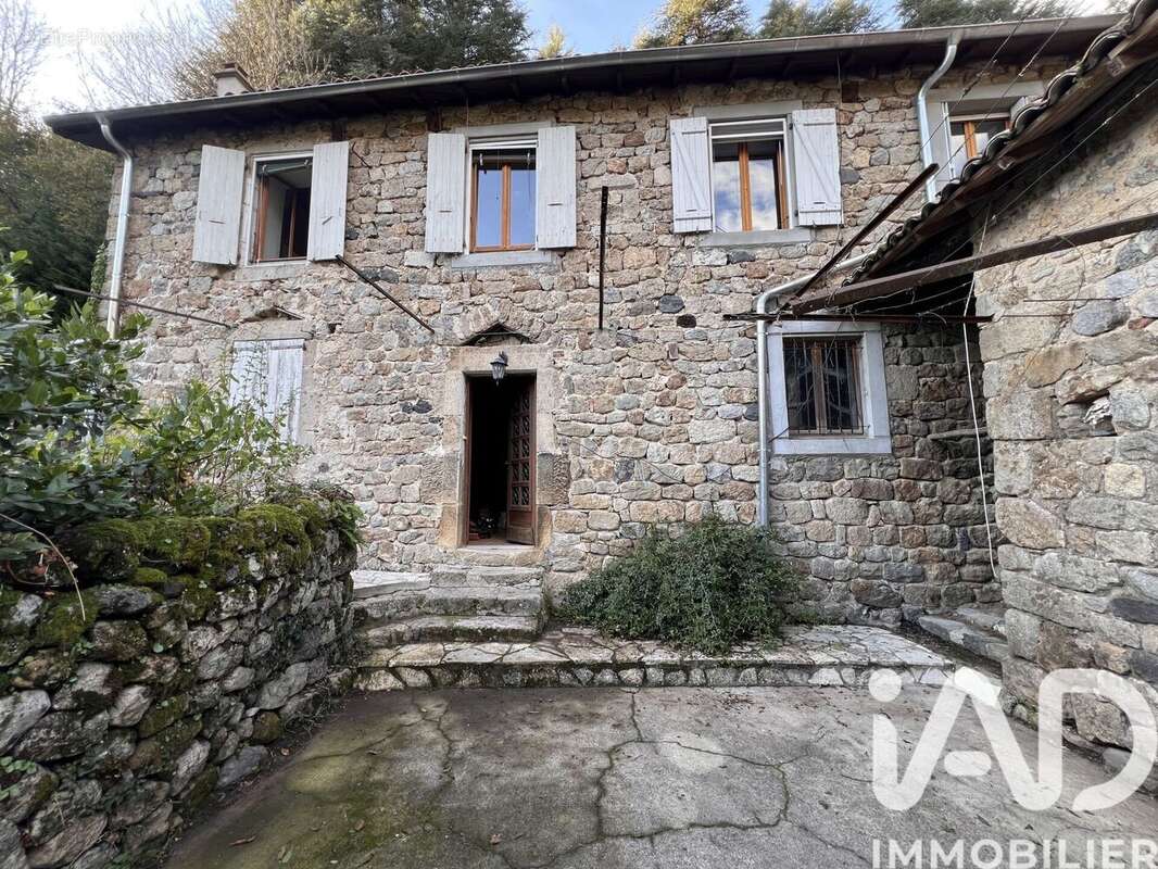 Maison 125 m² à Burzet  - photo 5