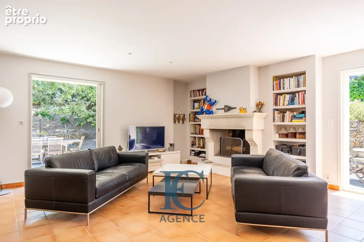 Maison de plain-pied de 135 m2 au pied du fort de Six-Fours-les-Plages - photo 2