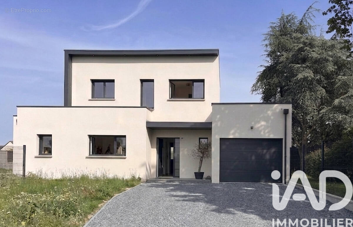 Photo 1 - Maison à CORZE