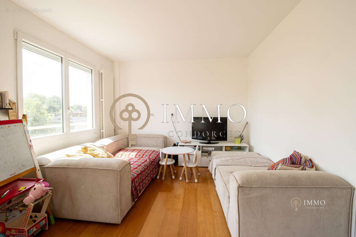 Appartement à BOURG-LA-REINE