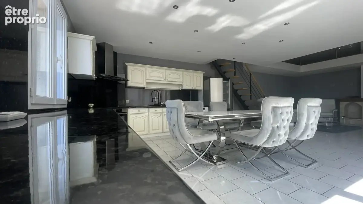 Maison 95m2 secteur souché - photo 2