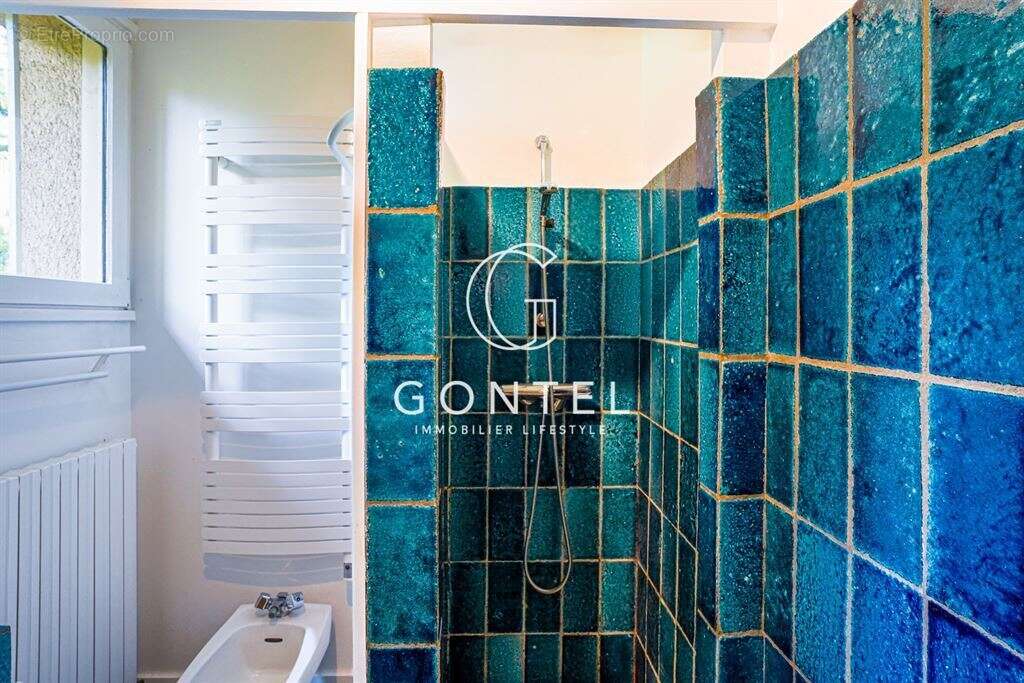 Maison à SAINT-CYR-AU-MONT-D'OR