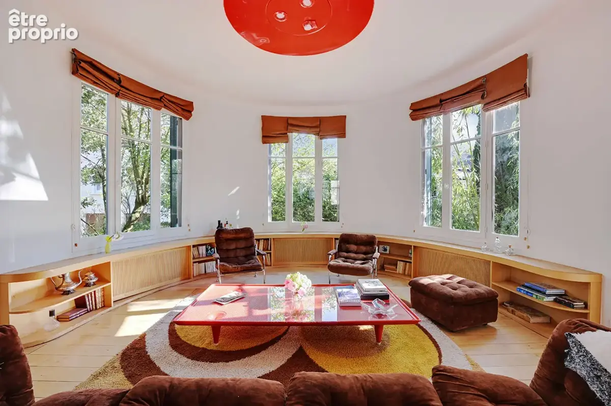 Chaville Rive Droite  Maison 1930 au cachet préservé  de 310 M² - photo 4