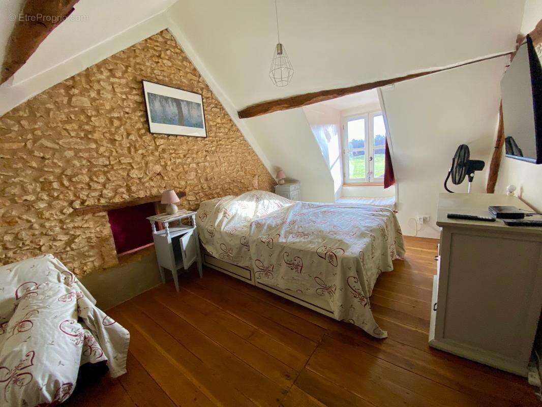 Maison à SAINTE-ALVERE