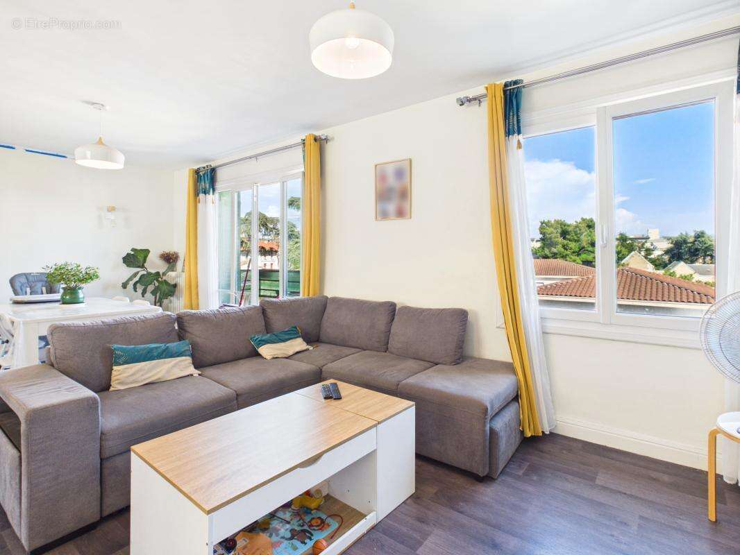Appartement - photo 2