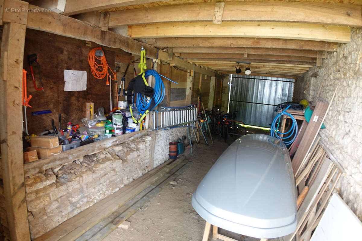 Maison à CHAMPNIERS