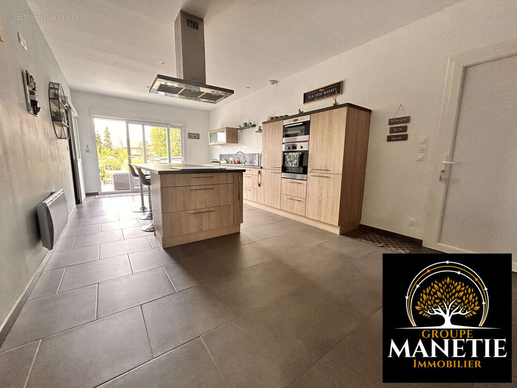 Maison à IZEL-LES-EQUERCHIN