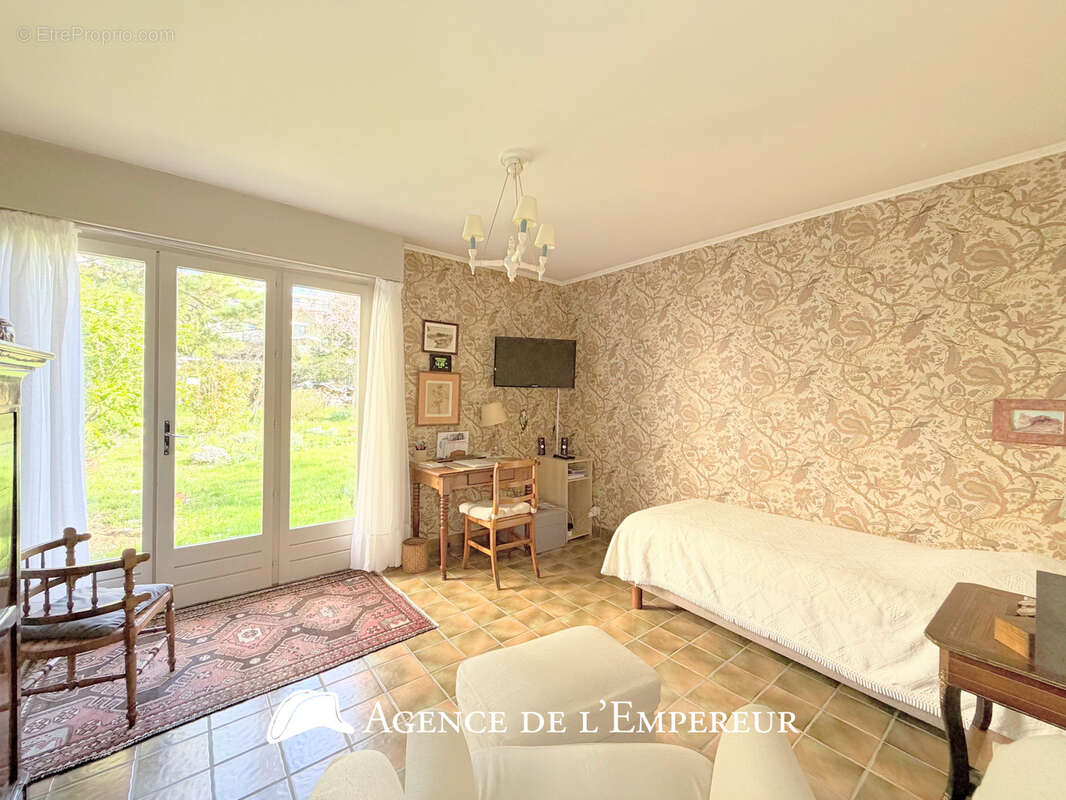 Maison à RUEIL-MALMAISON