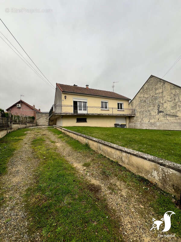 Maison à ELINCOURT