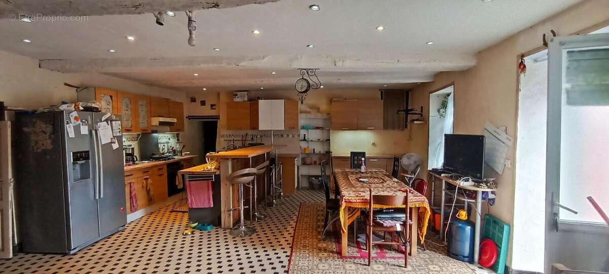 Maison à SAINT-CIVRAN