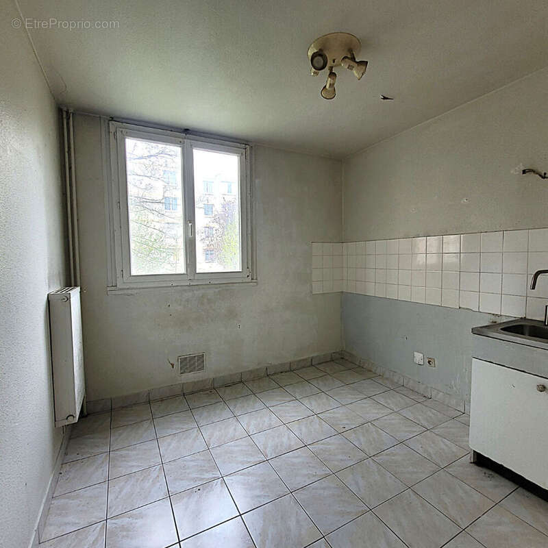 Appartement à LES ULIS