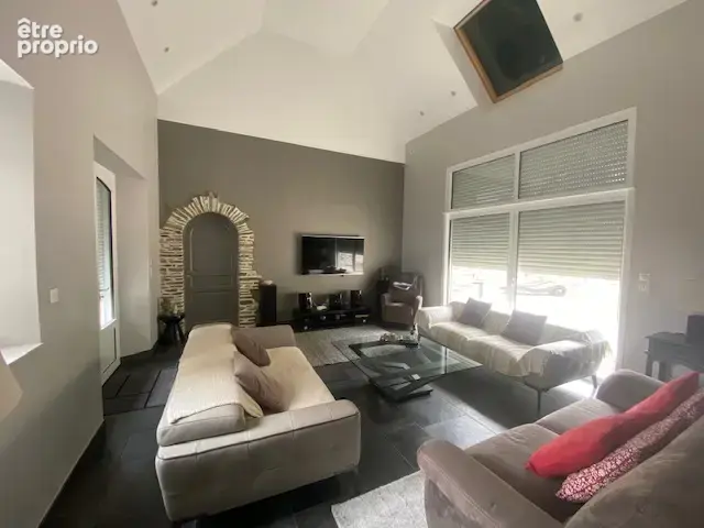 Maison 11 pièces 414 m² à vendre à Saint-Clair-Sur-L'elle (50680) - photo 7