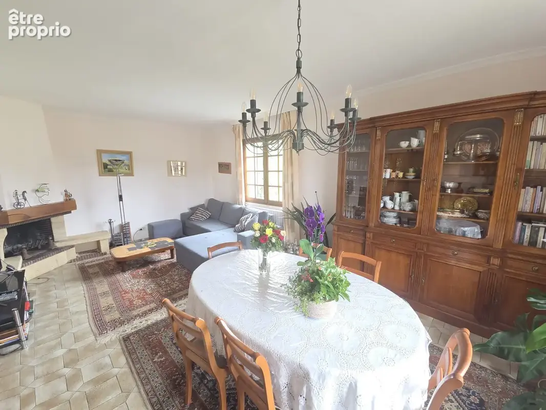 Maison T6 à Balma de 168m2 avec piscine et garage double ! - photo 3